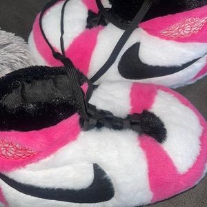 Nike | Shoes | Womens Nike Victor One Side | Poshmark